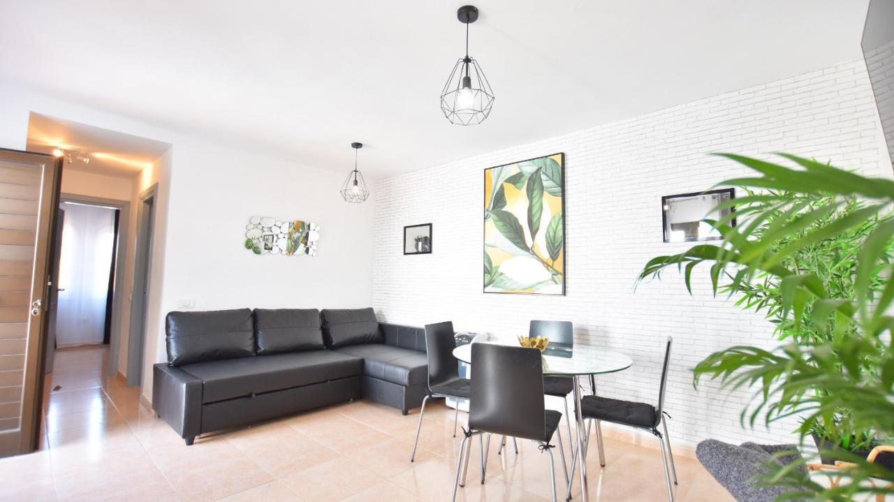 Book Jet - Oasis Pool View Apartment Corralejo Eksteriør bilde